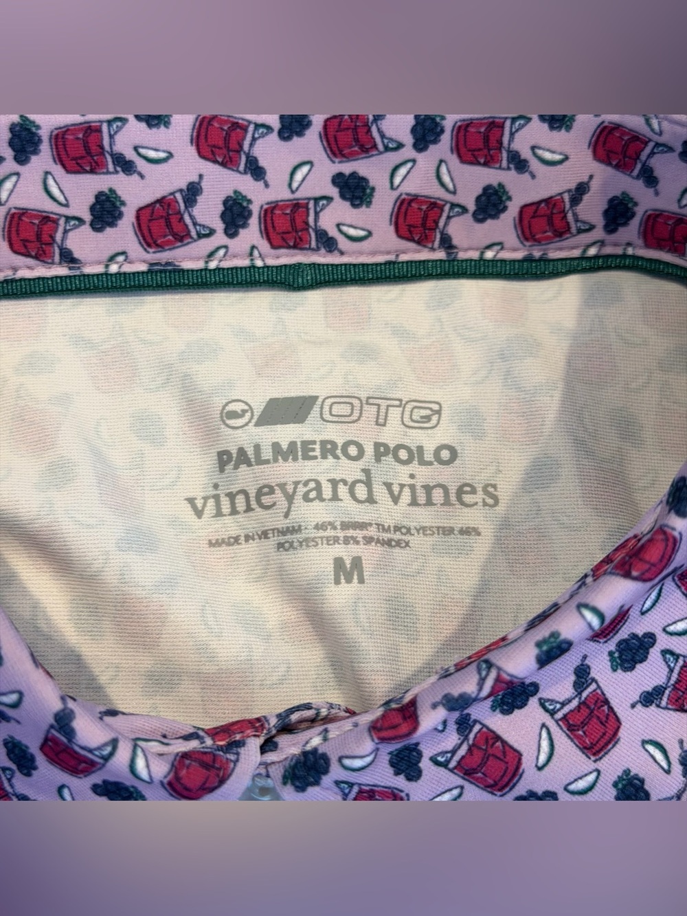 Vineyard Vines NWT Palermo OTG Golf Polo Grape Cocktail AOP Sz M - Picture 3 of 7